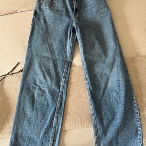 Abercrombie Highrise relaxed Classic Blue Denim Jeans
